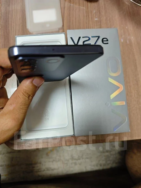 Vivo V27e. �/�, 128 �� ����