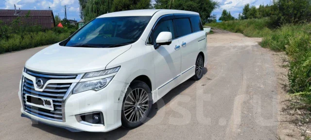 Nissan Elgrand. ��������, ��������, 2.5 (170��.�.), ������, 176 000����. �� ����