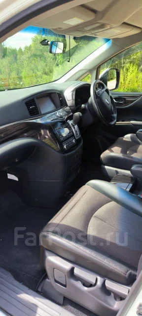 Nissan Elgrand. ��������, ��������, 2.5 (170��.�.), ������, 176 000����. �� ����