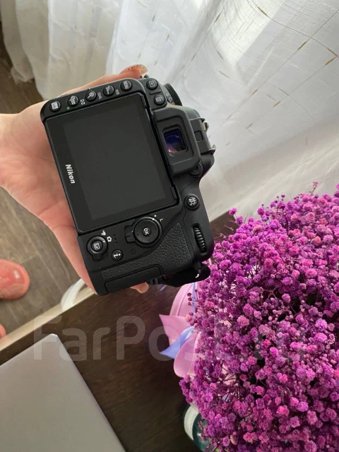 Nikon D7500 Body ����