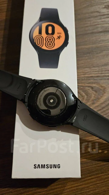 Samsung Galaxy Watch4 ����