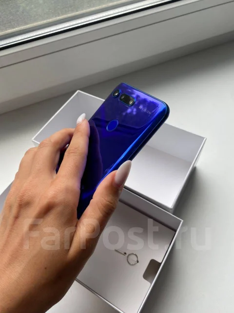 Honor View 20. �/�, 128 ��, ����� ����