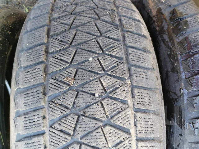 Bridgestone Blizzak DM-V2. ������, ��� �����, 2018 ���, �/�, ����� 30 % ����