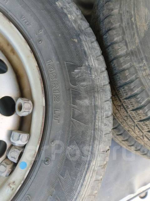 Комплек колес диски+шины Bridgestone R12, 12", 1 шт, 145 мм, 80 % ...