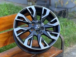 Mitsubishi. 7.0x18", 5x114.3, ET38, �� 67,1���. ����
