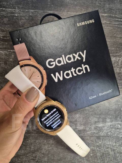 Galaxy watch rose gold specs on sale