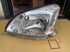 ����� ����� �������� ���� Toyota Premio AT240 01-07� 811302B870 ����