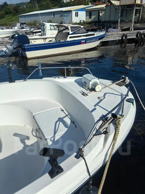 Yamaha UF-25. 1996 ���, ����� 7,6��., ��������� ���������, 150��.�., ������ ����