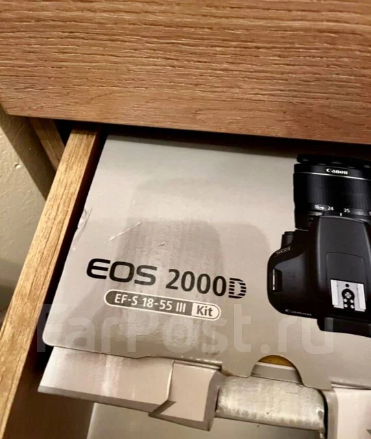 Canon EOS 2000D Kit ����