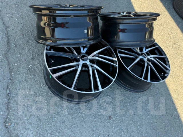 Hot Stuff Laffite. 7.0x17", 5x114.3, ET38, �� 73,1���. ����