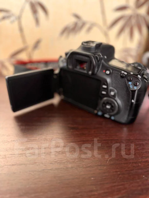 Canon EOS 60D Kit. 15 - 19.9 ��, ���: 3� ����
