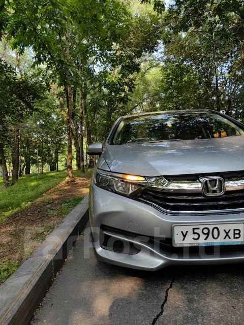 Honda Shuttle. ��������, 1.5 (110��.�.), ������, 99 999����. �� ����