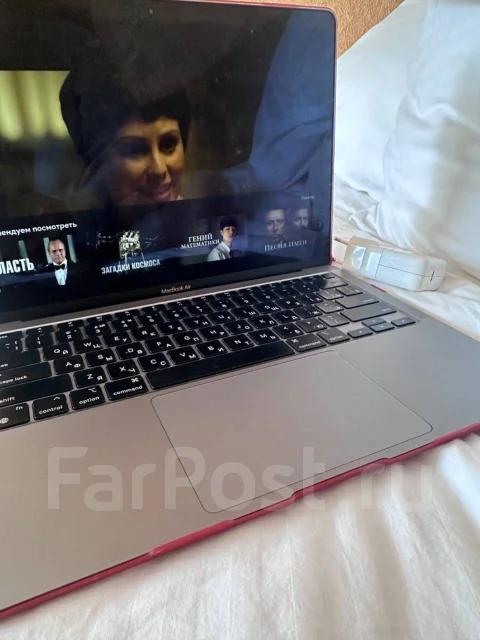Apple MacBook Air 13 2020. 13", WiFi: 1, Bluetooth: 1 ����