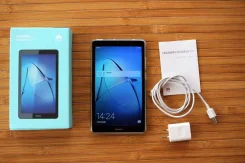 Huawei MediaPad T3. ������ 16 �� ����