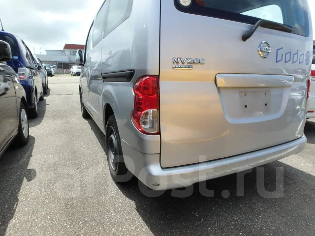 Nissan NV200. M20, HR16DE ����