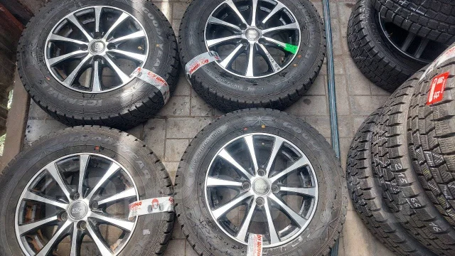 Hot Stuff AGR. 5.5x14", 4x100, ET43 ����