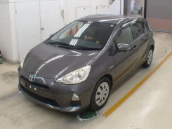 Toyota Aqua. NHP10, 1NZFXE ����