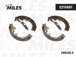 ������� ��������� ���������� Toyota Hilux 05- (TRW GS7811) E210681 ����� ����� E210681 ����