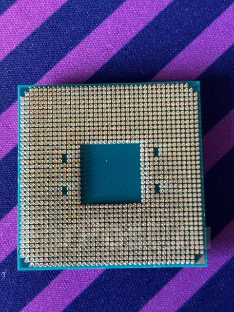 AMD Ryzen 5 2600X ����