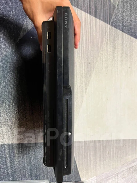 Sony PlayStation 3 Slim ����