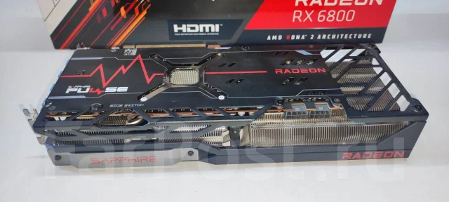Radeon RX 6800 ����