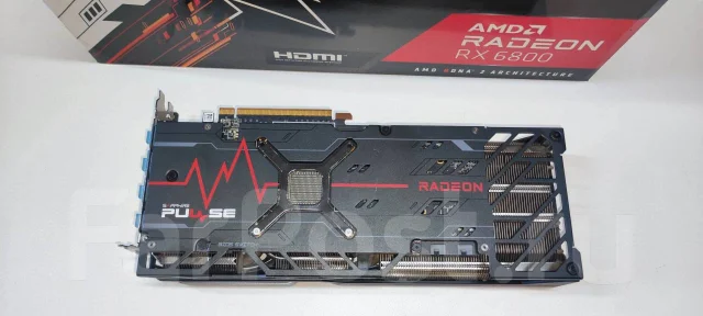 Radeon RX 6800 ����