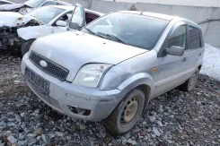 Ford Fusion ����