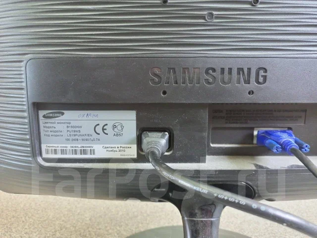 Samsung. 19", ���������� �� (LCD, LED, QLED) ����