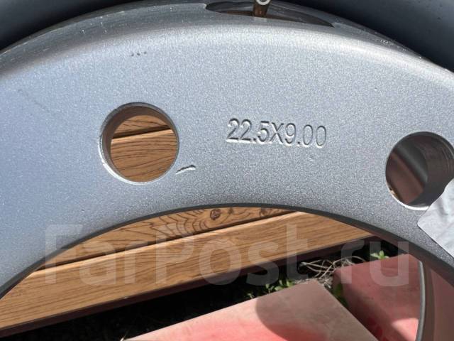  R 22.5 x 9.0J 10x335.0 ET175  18 mm. 9.0x22.5", 10x335, ET175,  281,0. 