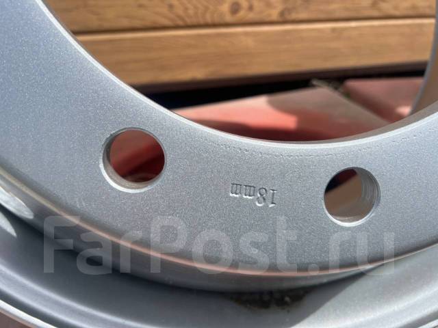  R 22.5 x 9.0J 10x335.0 ET175  18 mm. 9.0x22.5", 10x335, ET175,  281,0. 