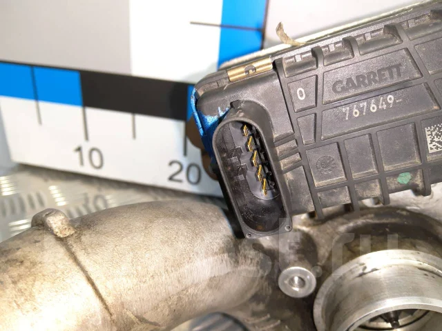 ������� Audi A6 [�/�] VAG 059145721D 059145721D ����
