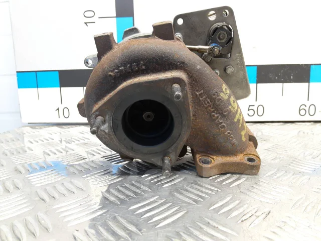 ������� Audi A6 [�/�] VAG 059145721D 059145721D ����