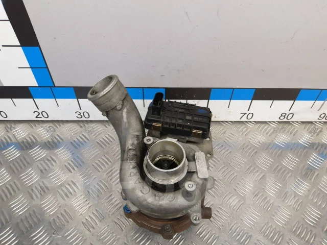������� Audi A6 [�/�] VAG 059145721D 059145721D ����