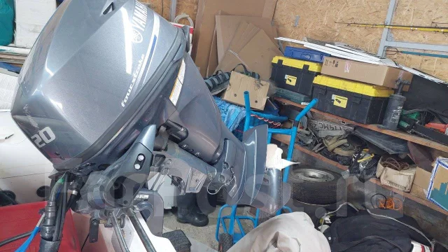 East Marine. ����� 4��., ��������� ���������, 20��.�., ������ ����