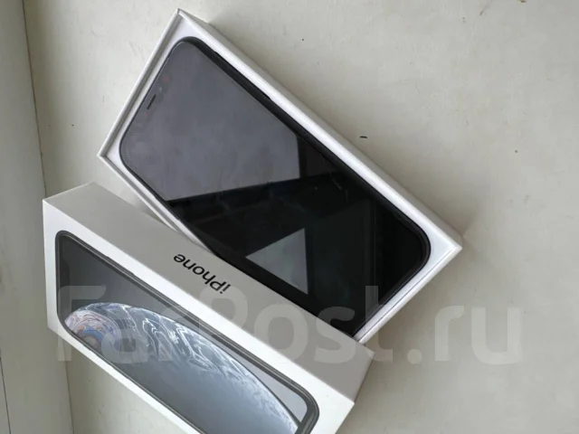 Apple iPhone Xr. �/�, 64 ��, ������, 4G LTE ����