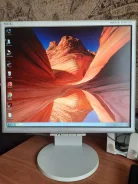 NEC. 17", ���������� �� (LCD, LED, QLED) ����