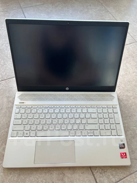 HP Pavilion 15-cw0003ur. 15.6", 2����, ��� 8 ��, ���� 149���, WiFi: 1, Bluetooth: 1 ����