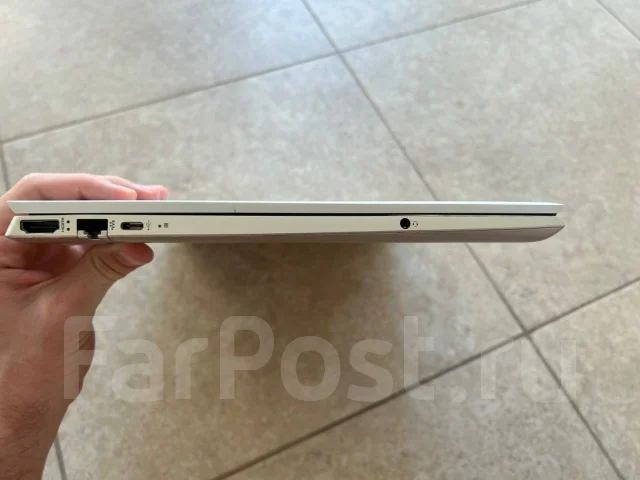 HP Pavilion 15-cw0003ur. 15.6", 2����, ��� 8 ��, ���� 149���, WiFi: 1, Bluetooth: 1 ����