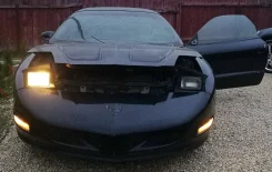 Pontiac Firebird ����