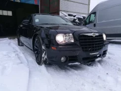 Chrysler 300C ����