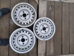 Daewoo. 5.5x13", 4x100, ET49 ����