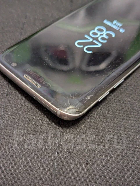 Samsung Galaxy S7 Edge. �/�, 32 ��, ������, 3G, 4G LTE, NFC ����