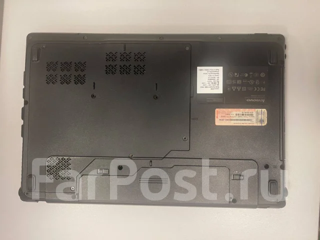 Lenovo G560. 15.6", 2,4����, ��� 4 ��, ���� 256���, WiFi: 1, Bluetooth: 1, ����������� �� 1��. ����