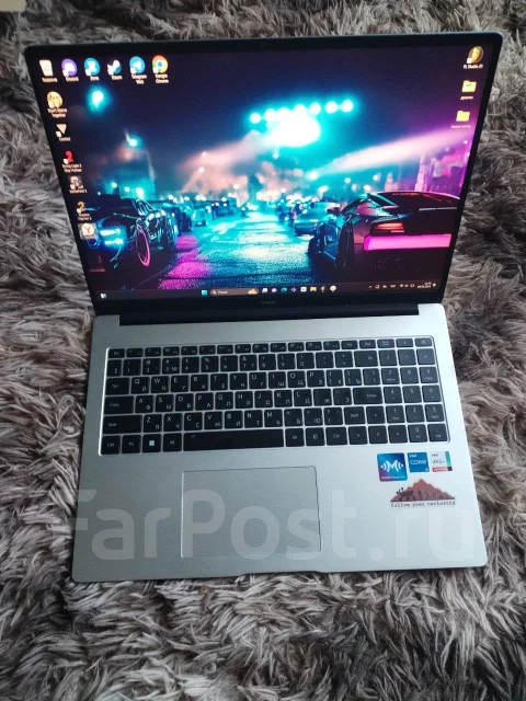 Honor. 16.4", ��� 16 ��, WiFi: 1, Bluetooth: 1 ����
