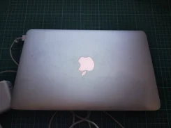 Apple MacBook Air 11 2014 Early. 11", 1,4����, ��� 4 ��, ���� 250���, WiFi: 1, Bluetooth: 1 ����