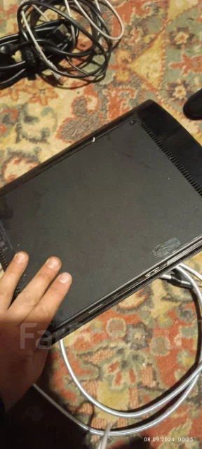 Sony PlayStation 3 Super Slim ����