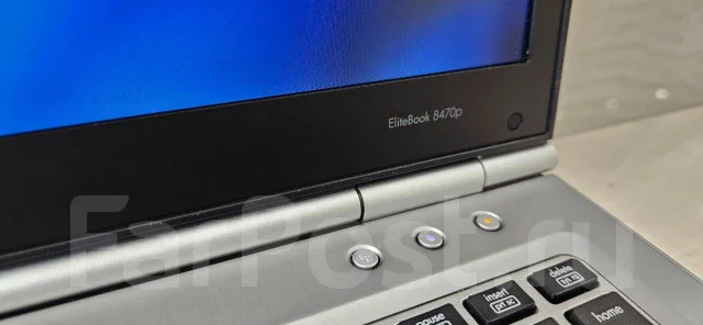 HP EliteBook. 14", 2,8����, ��� 8 ��, ���� 256���, WiFi: 1, Bluetooth: 1, ����������� �� 2��. ����