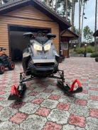 BRP Ski-Doo Summit X with Expert Package. ��������, ���� ���, � �������� ����