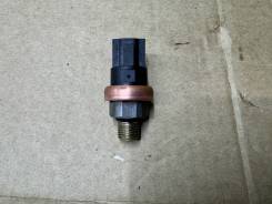   Nissan 49761-7P900 