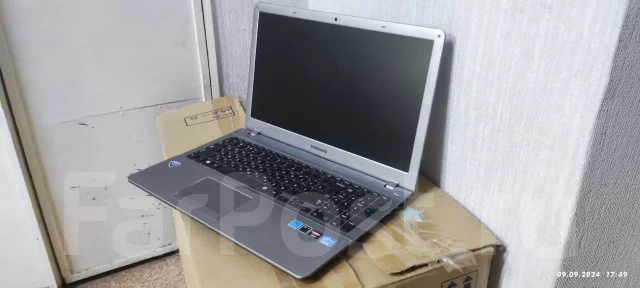 Samsung R510. 15", 2,6����, ��� 8 ��, ���� 480���, WiFi: 1, Bluetooth: 1 ����